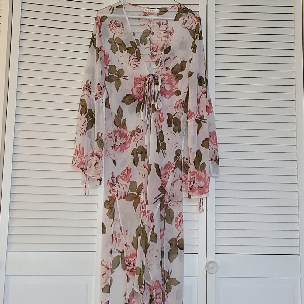 Band of Gypsies floral kimono